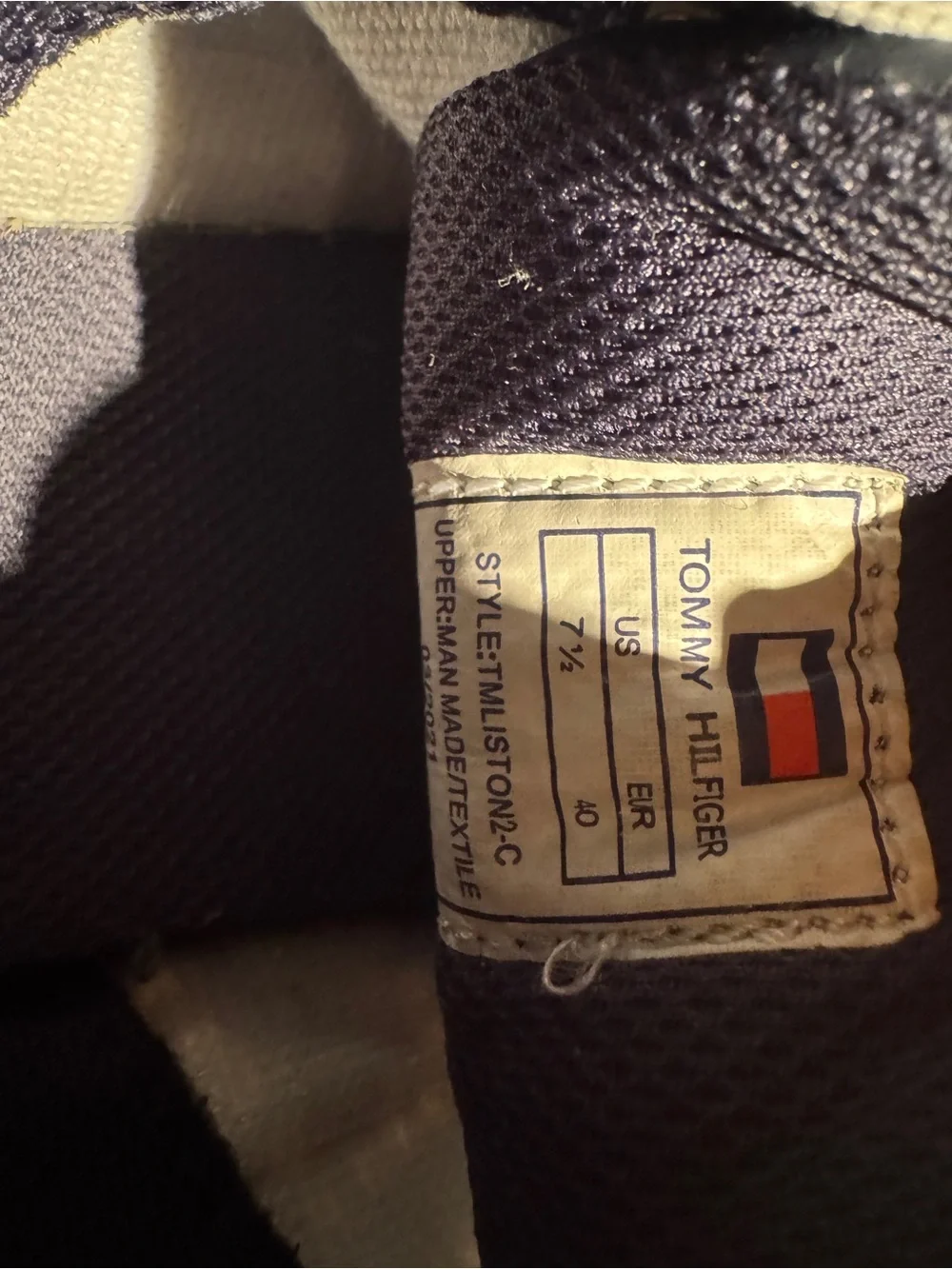 Tommy Hilfiger White and Black Low-Top Lace-Up Sneakers